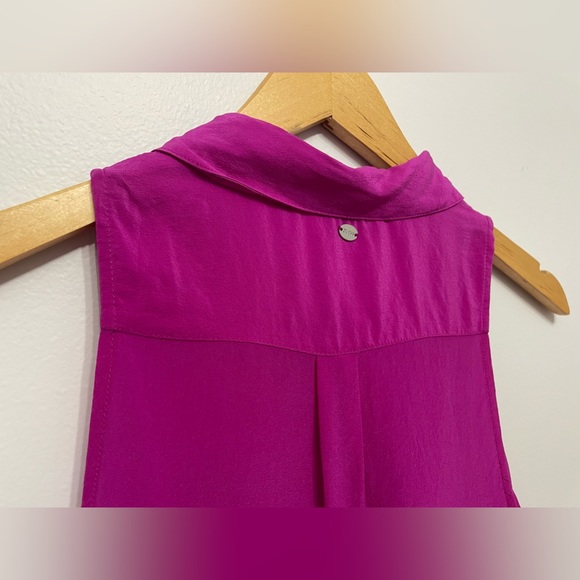 GUESS 100% Silk Sleeveless Button Up Blouse - Picture 5 of 6